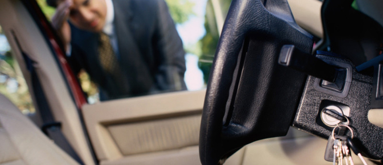 24 hour car locksmith in Fowler