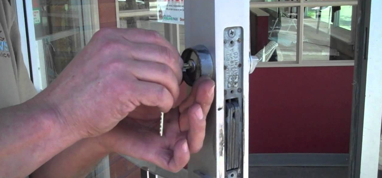 commercial door lock repair Fowler